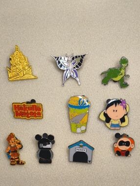 Disney Character Enamel Trading Pins Lot Of 10 Assorted